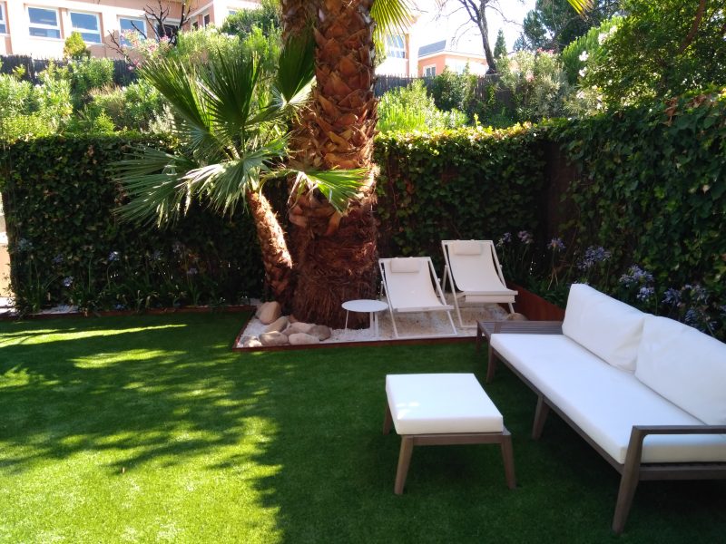 Venta e Instalación de Césped Artificial y Jardines Verticales